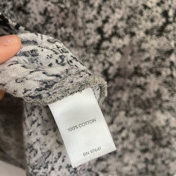 Pure Jill Stretch Cotton Black & Gray Floral Boxy 3/4 Sleeve Top Size Medium - Picture 4 of 10